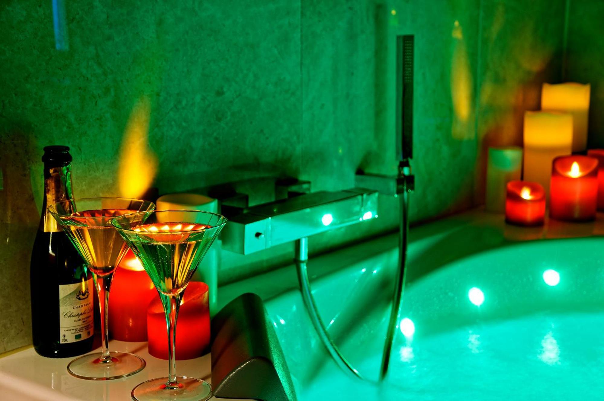 Les Folies D'Helene Hotell Mailly  Exteriör bild