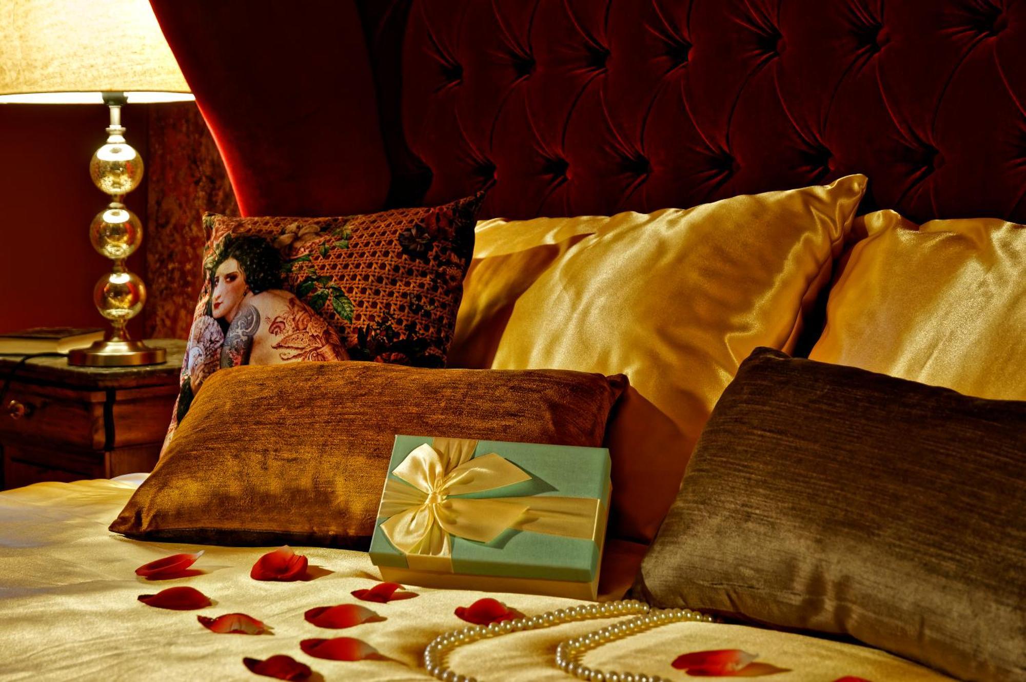 Les Folies D'Helene Hotell Mailly  Exteriör bild